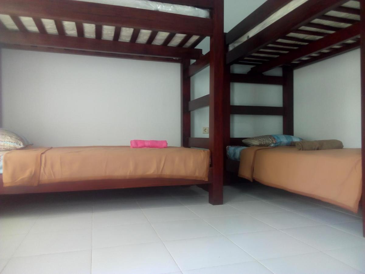Ariata Arya Hostel Kuta  Εξωτερικό φωτογραφία