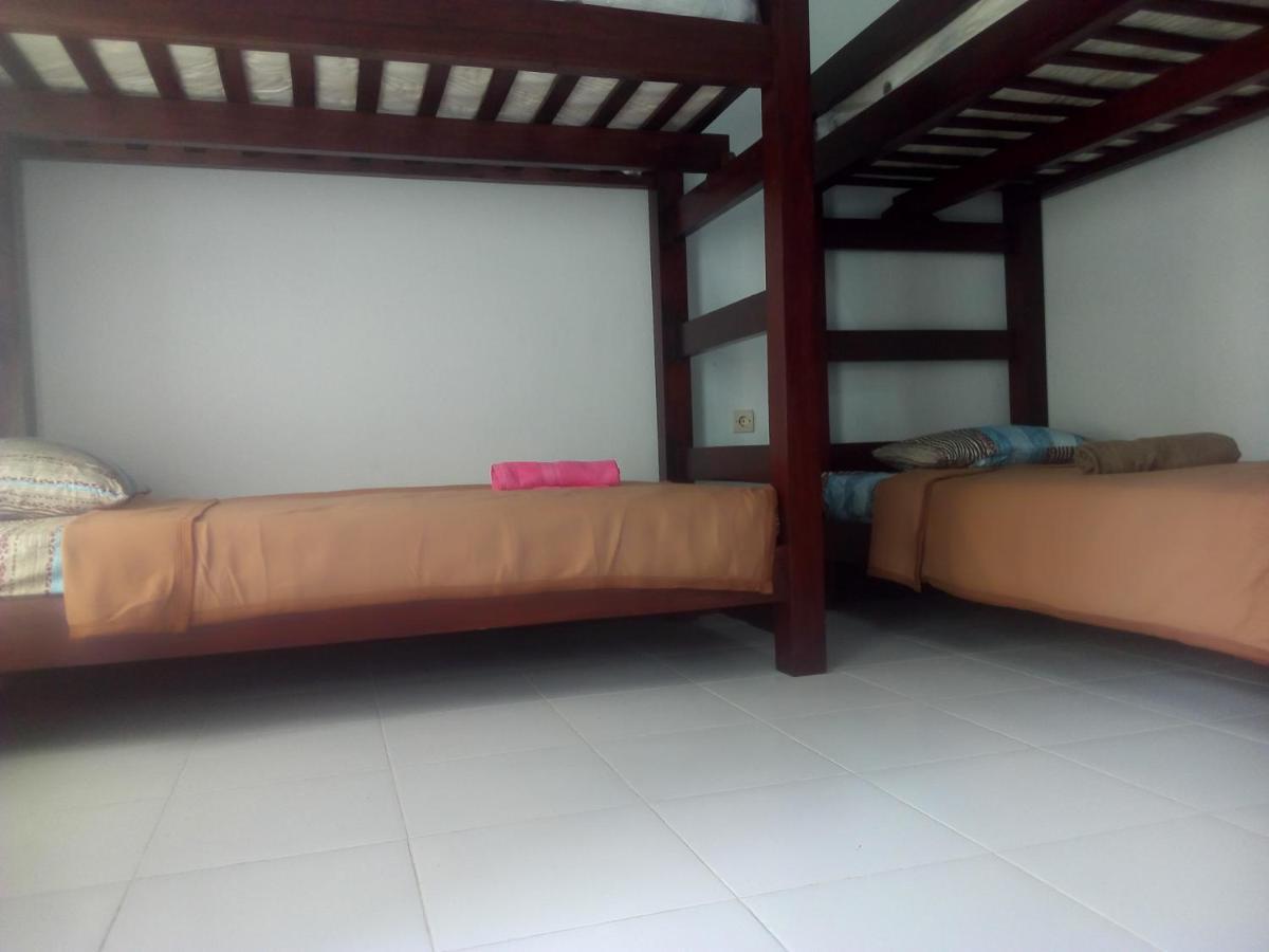 Ariata Arya Hostel Kuta  Εξωτερικό φωτογραφία